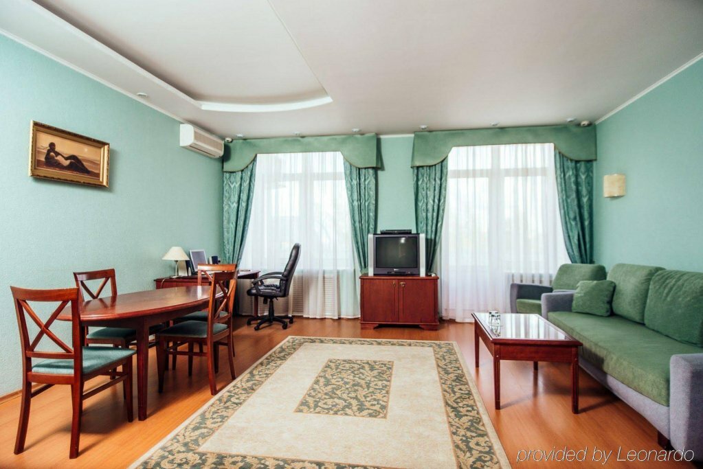 Гостиница Николаевский Вологда-18