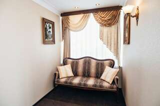 Гостиница Николаевский Вологда Президентский люкс-3